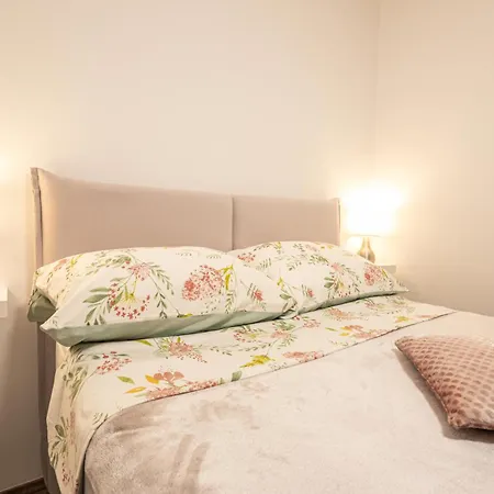 Zoe, Beautiful View,private Pool, Secured Parking