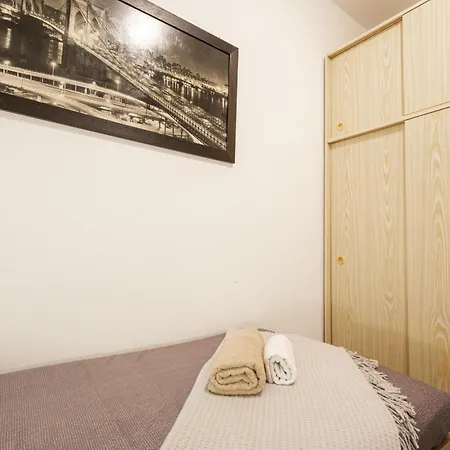 Zoe, Beautiful View,private Pool, Secured Parking *