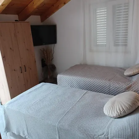 Zoe, Beautiful View,private Pool, Secured Parking Βίλα